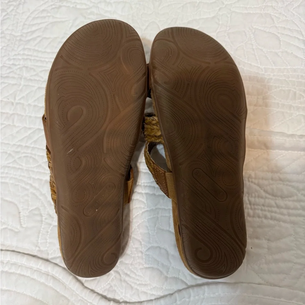 BareTraps Tan and Brown Braided Sandals - Picture 3 of 7
